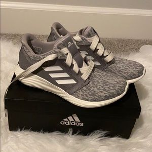 NIB Adidas Edge Luxe 3 shoes gray/silver size 5